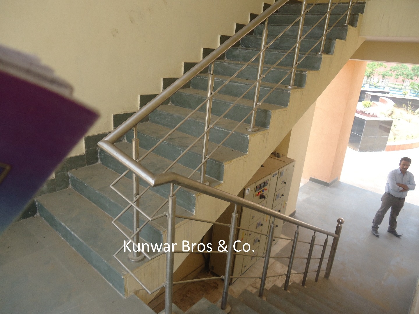 Kunwar  Bros & Co