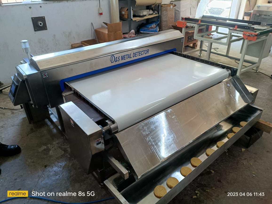 Conveyor Metal Detec