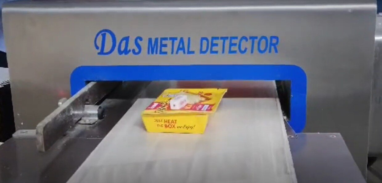 Conveyor Metal Detec