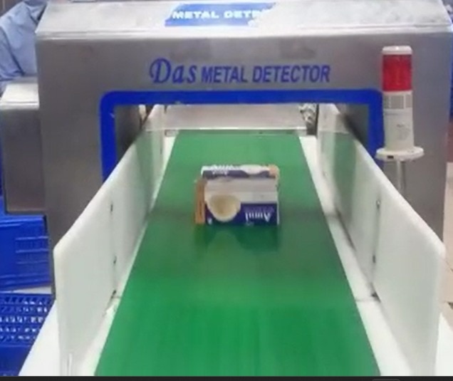 Conveyor Metal Detec