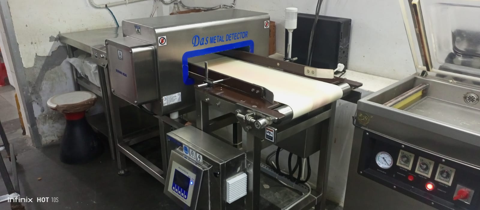 Conveyor Metal Detec
