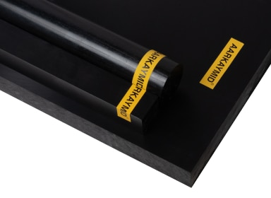 POM BLACK.png