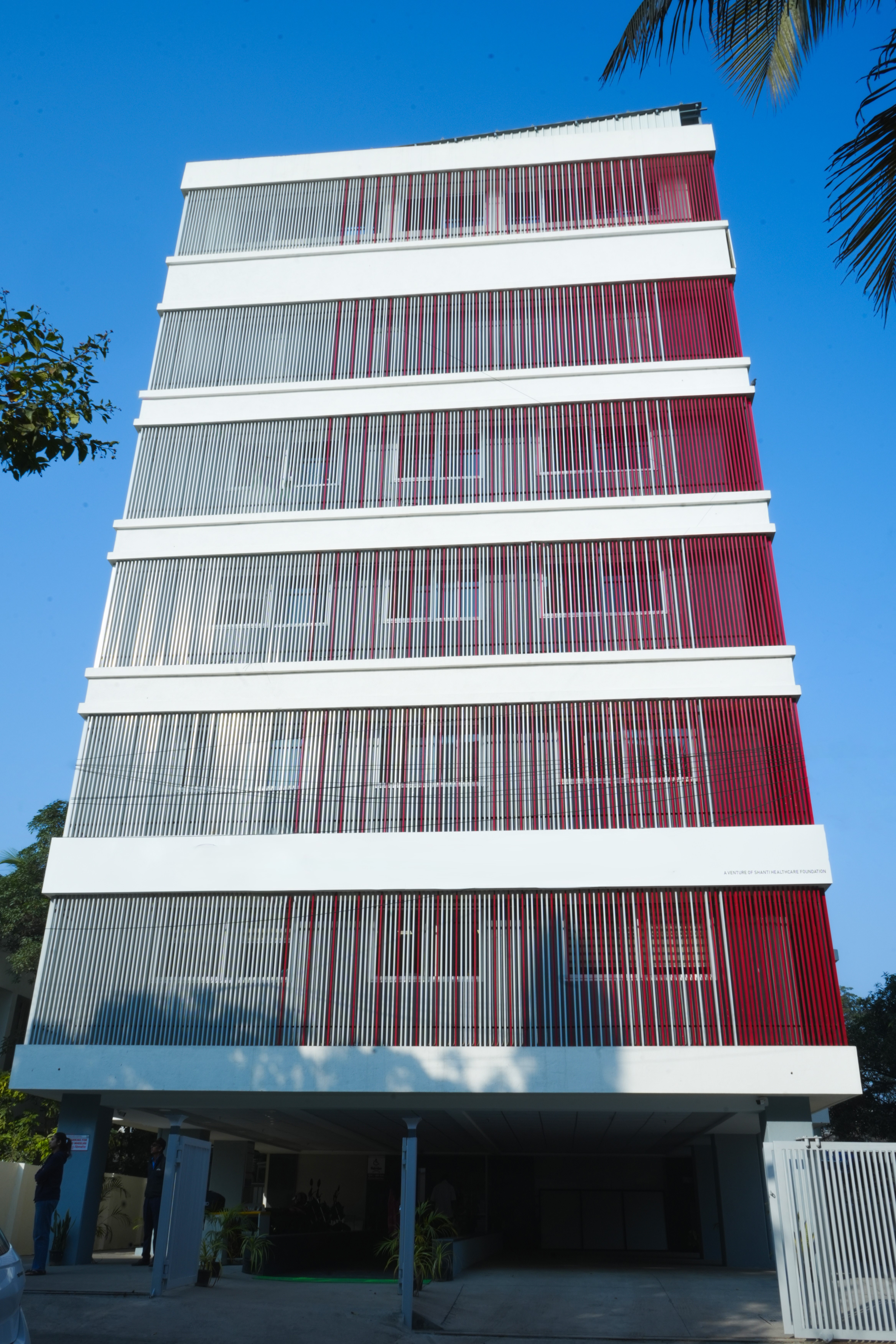 Maxcure Hospital