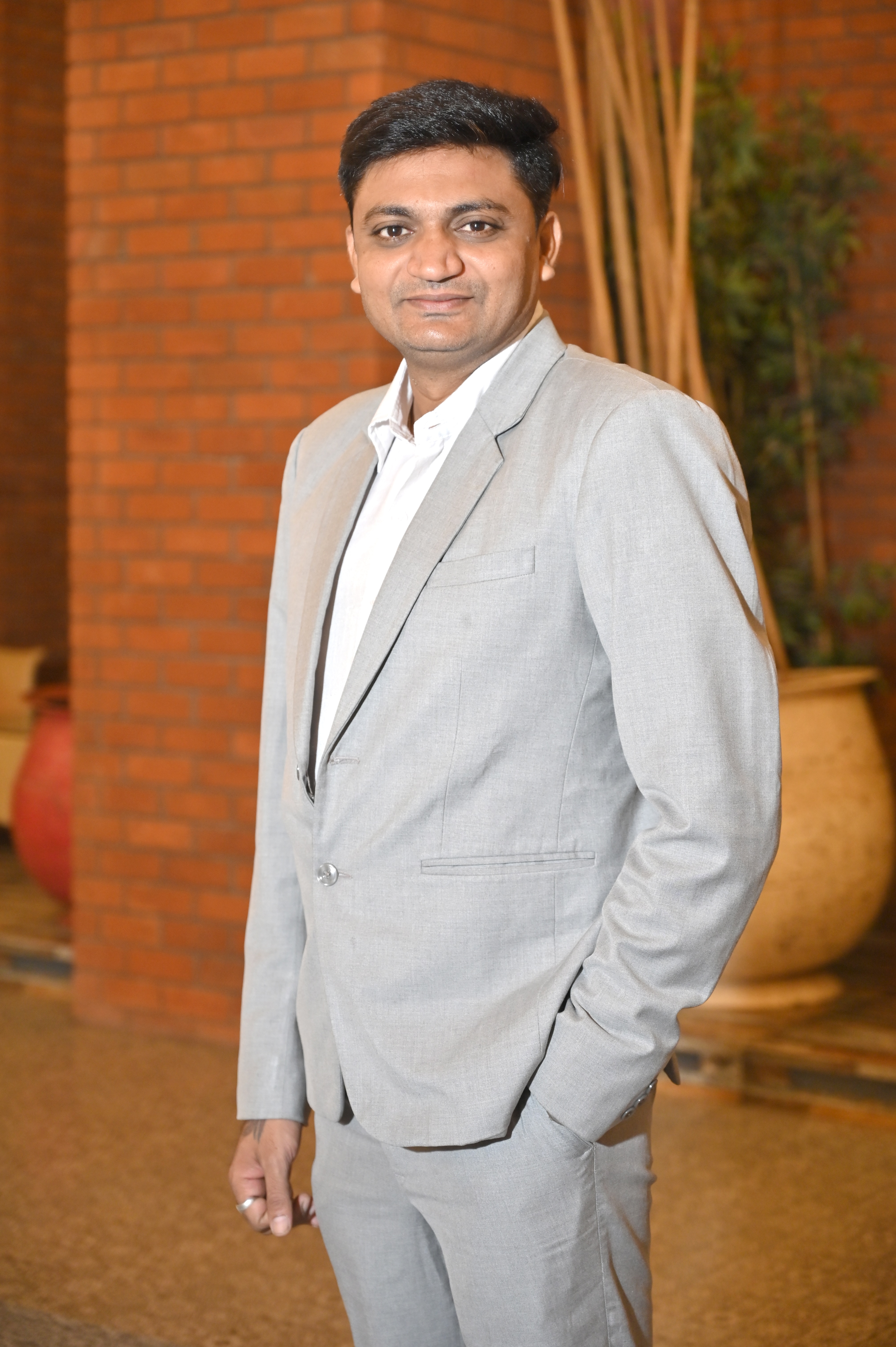 about-cover-bg image