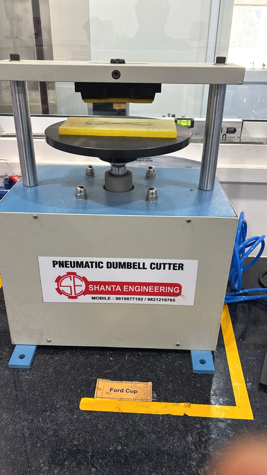 Pneumatic specimen c