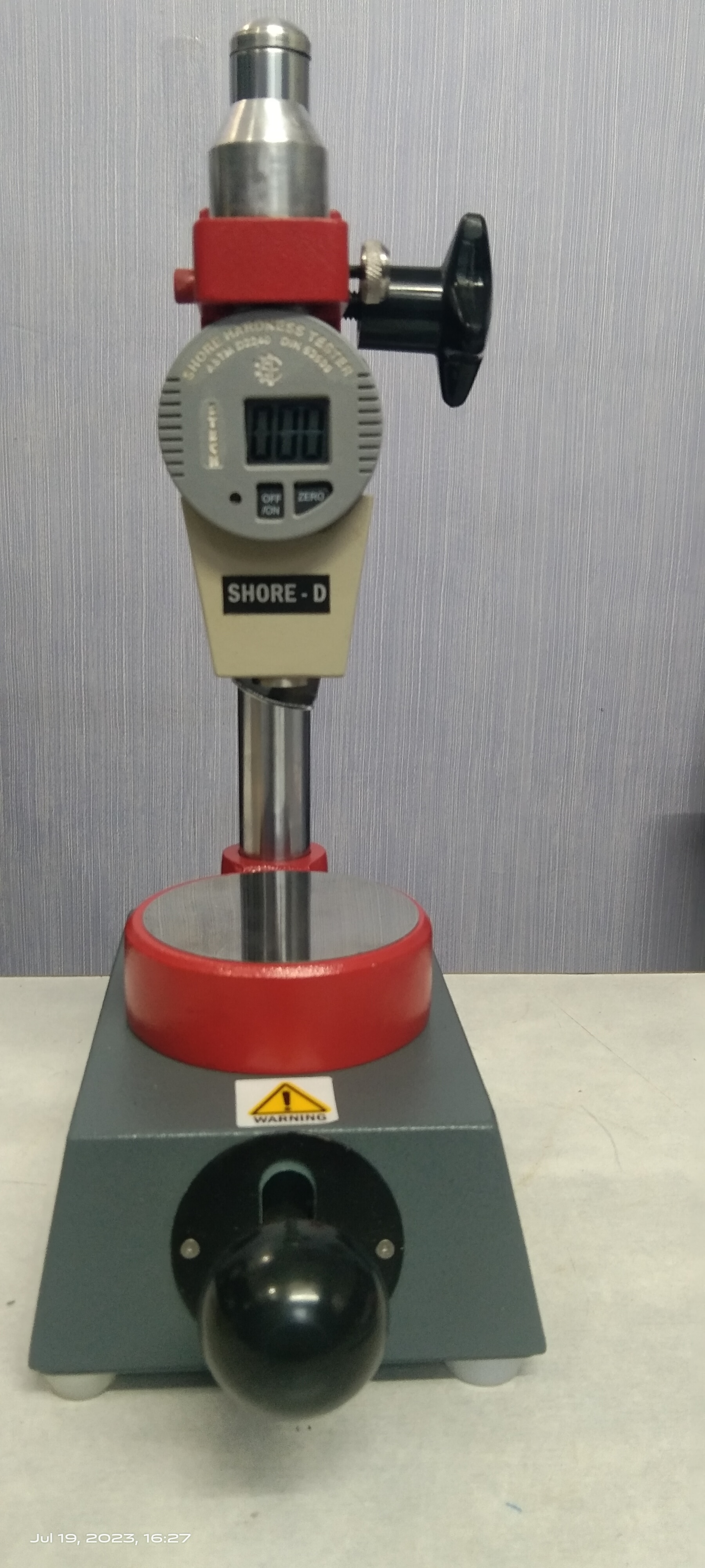 Shore D mounted on S