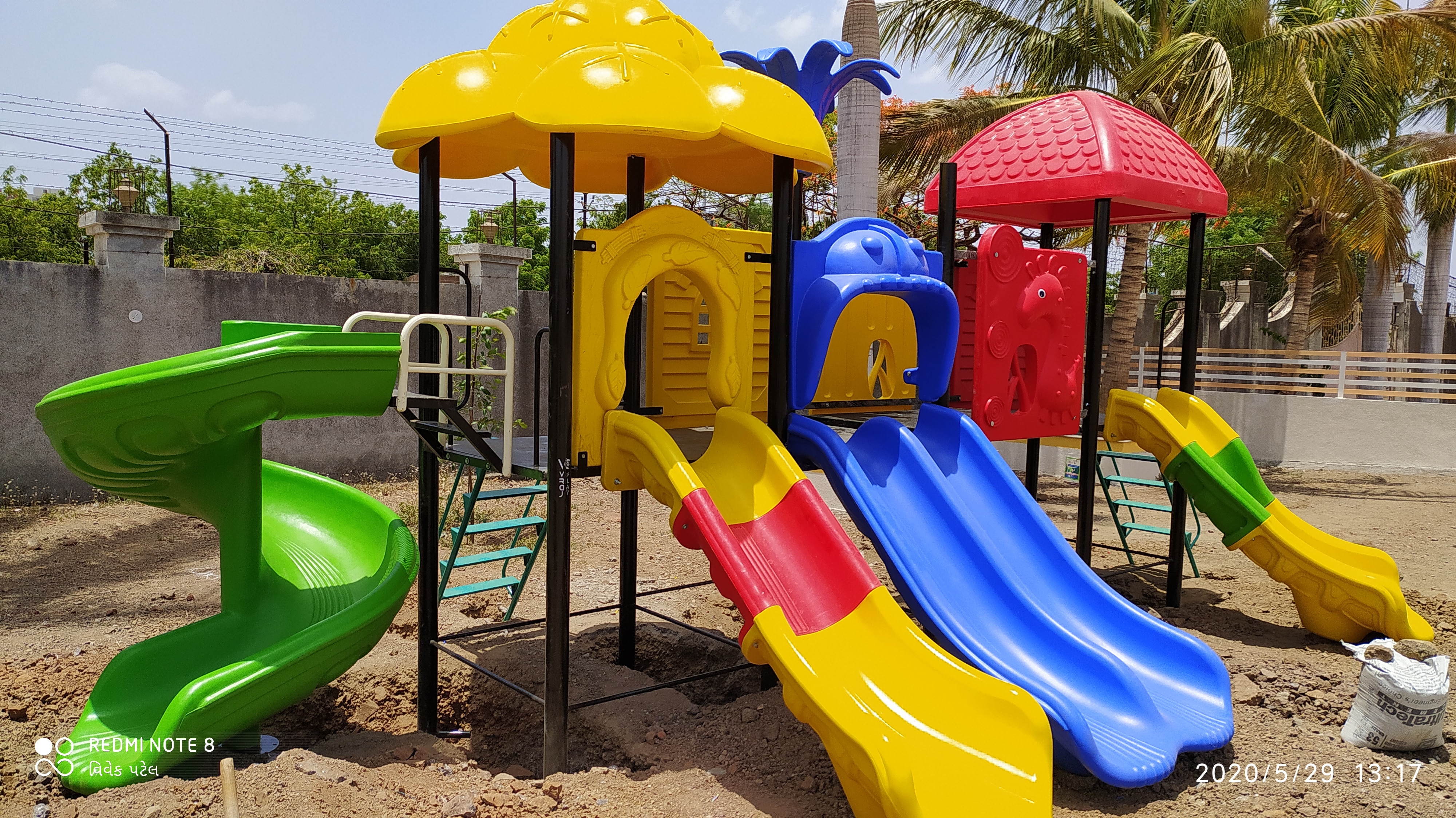 about-cover-bg image