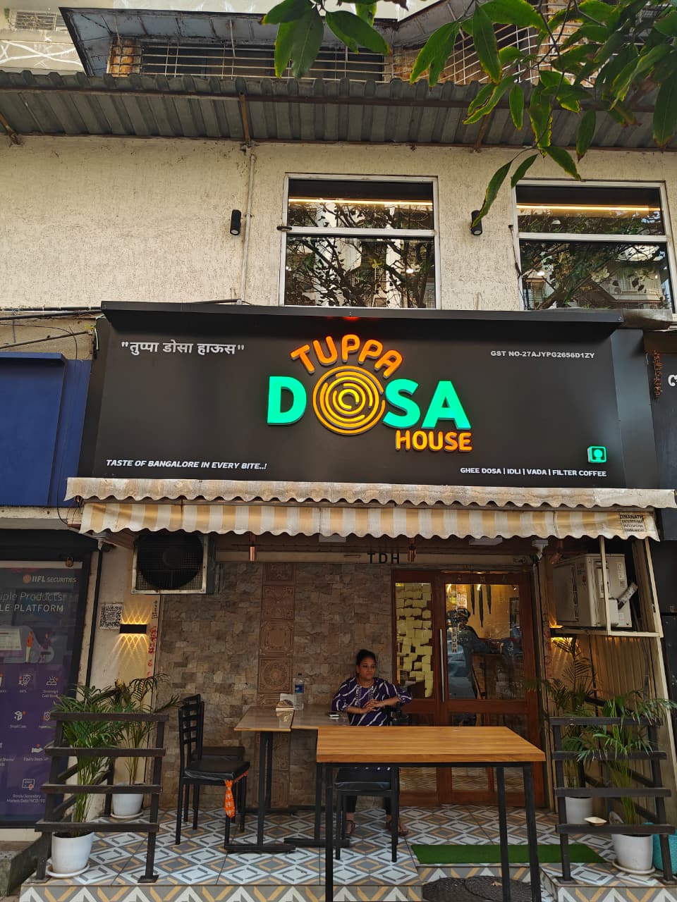 about-cover-bg image