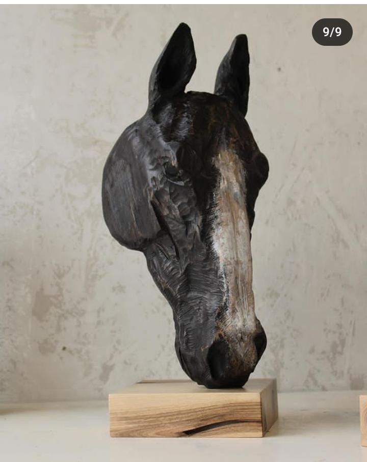 wooden horse Black.j