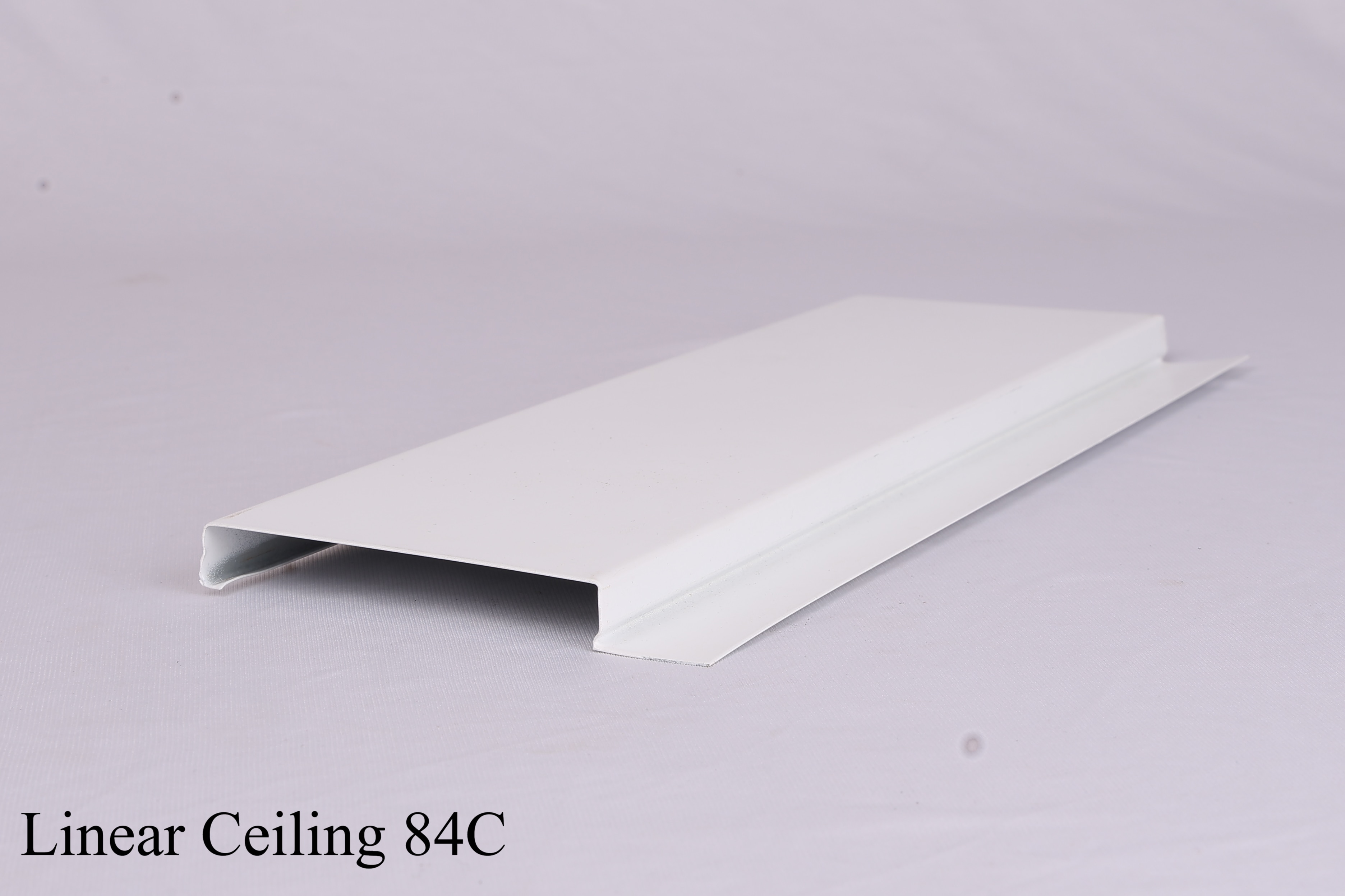 Linear Ceiling 84C.p