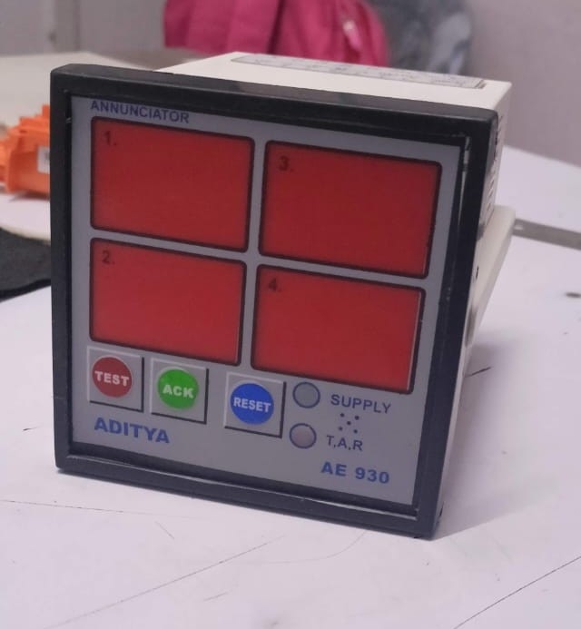 ANNUNCIATOR 4F - Cop