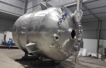 chemical reactor.JPG
