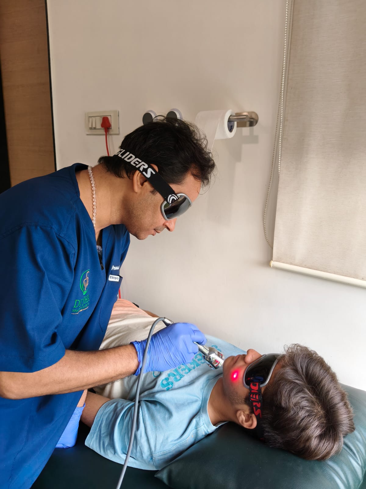 laser_therapy.jpeg