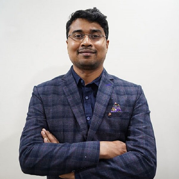 nikhil 600.jpg