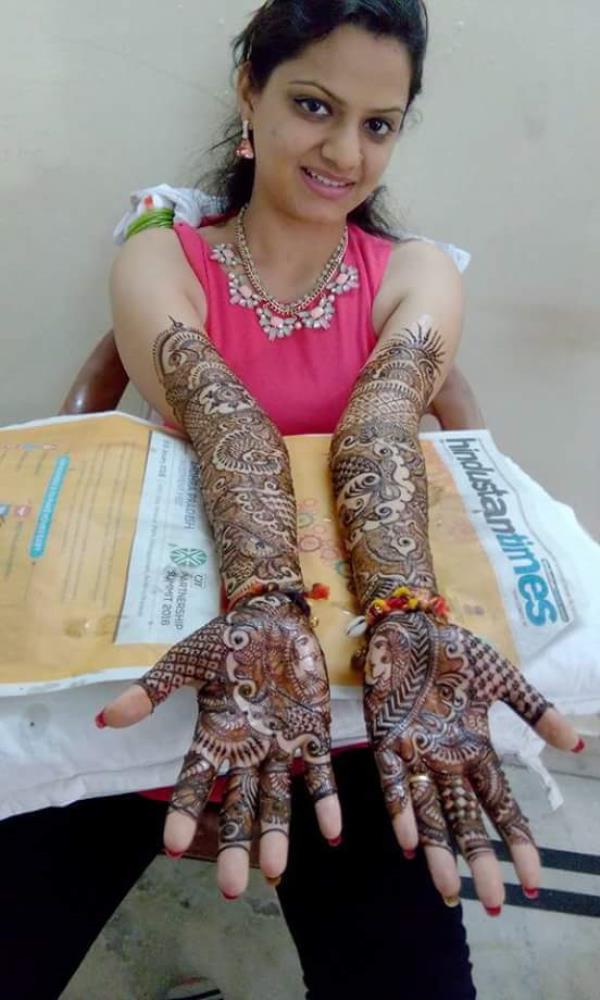 Anuj Mehandi Artist @ 9811389211