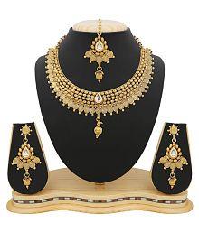 New Raja Rajeswari Jewellers