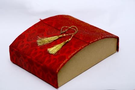 Deckle Edge
