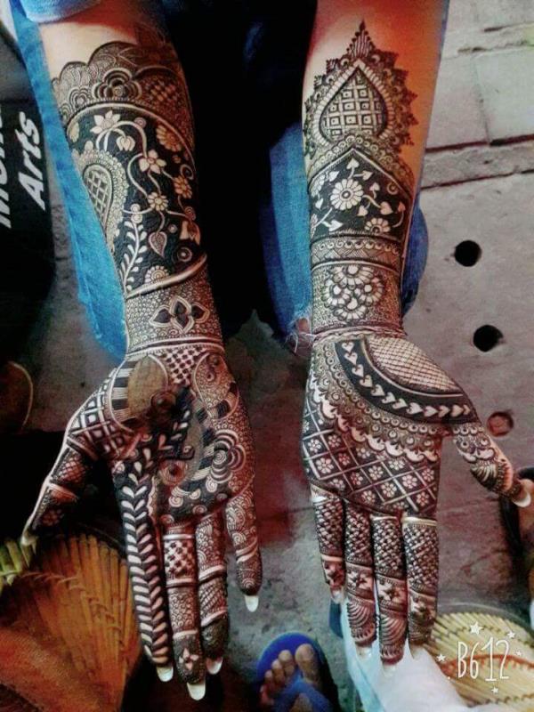 Anuj Mehandi Artist @ 9811389211