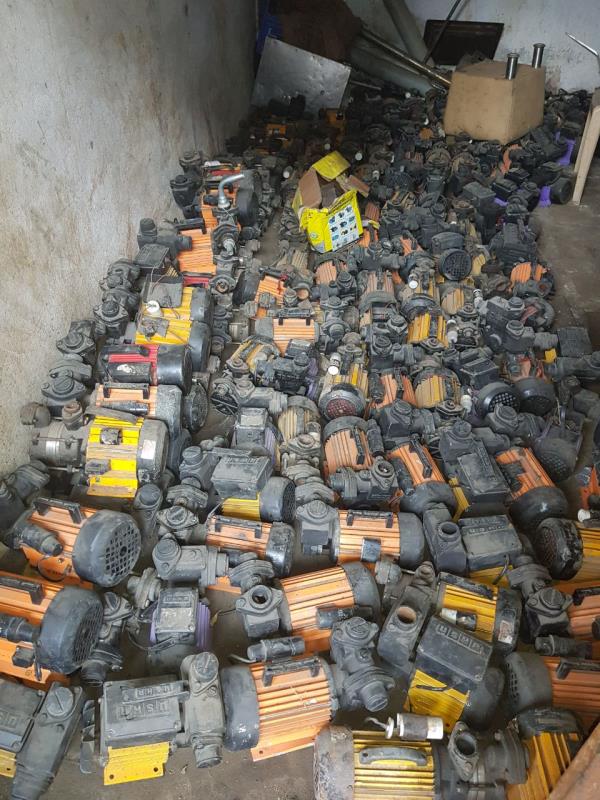 Global Traders 9848761708