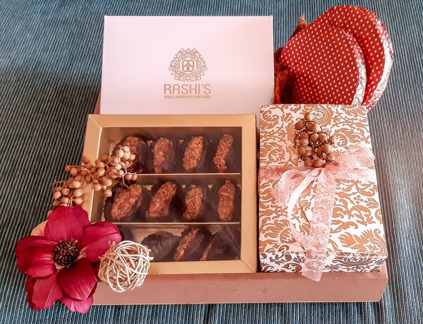Rashi's Fudge-Home Made Gourmet Sweets