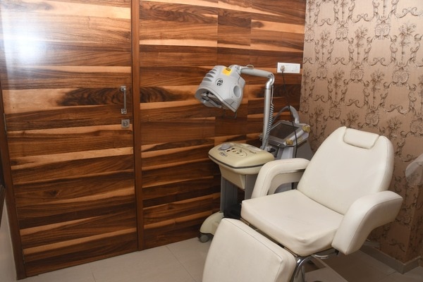 The Humanitarian Clinic: Skin Hair and Laser Center gallery