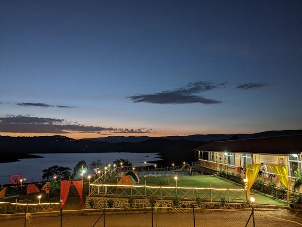 photo gallery image