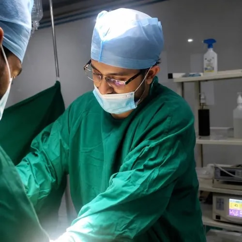 Dr. Shaunak Saha image